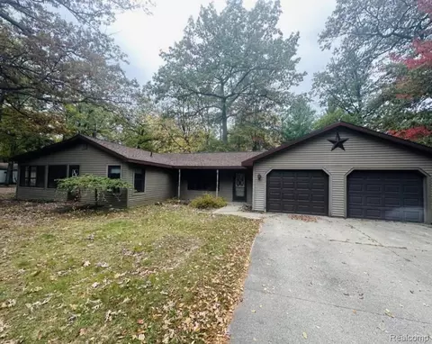 308 Sullivan Ave, Denton, MI 48651