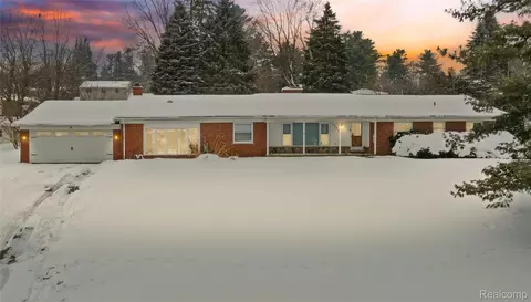 6380 Wellesley Ter, Village Of Clarkston, MI 48346