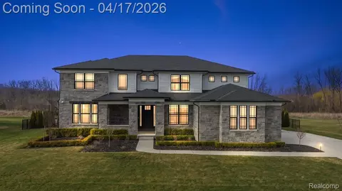 21369 Ballantyne Blvd, Northville, MI 48167