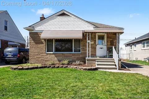 4298 19th St, Wyandotte, MI 48192