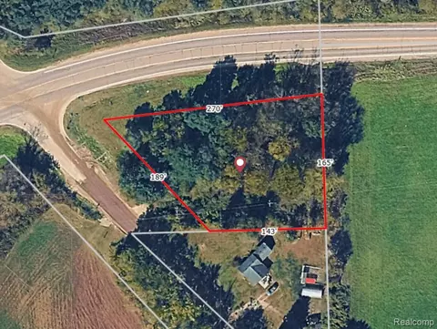 4612 Grange Hall Rd, Holly, MI 48442