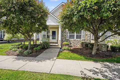 332 Brigg St, Howell, MI 48855