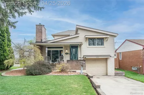 6182 Drexel St, Dearborn Heights, MI 48127