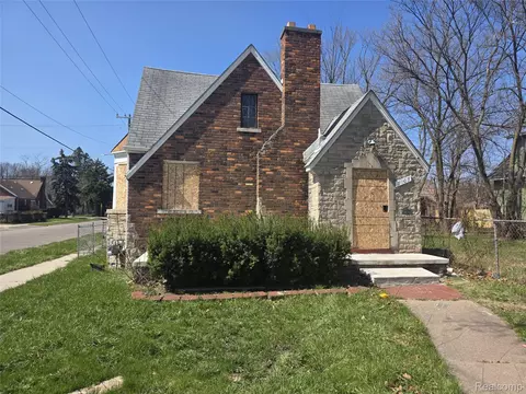 9103 Manor St, Detroit, MI 48204