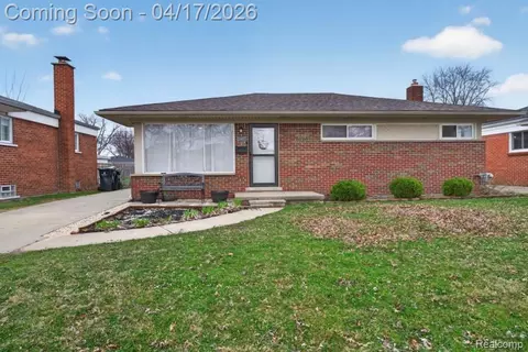23407 Recreation St, Saint Clair Shores, MI 48082