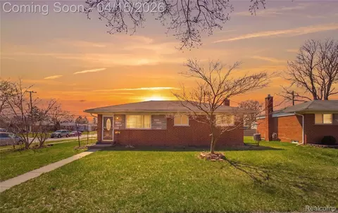 12876 Martin Rd, Warren, MI 48088