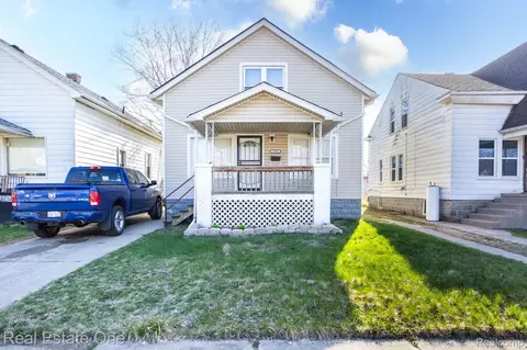 18666 Carrie St, Detroit, MI 48234