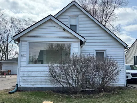 1726 E Goulson Ave, Hazel Park, MI 48030