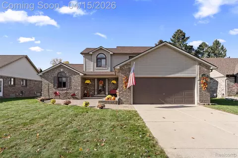 7715 Cherrywood Dr, Westland, MI 48185