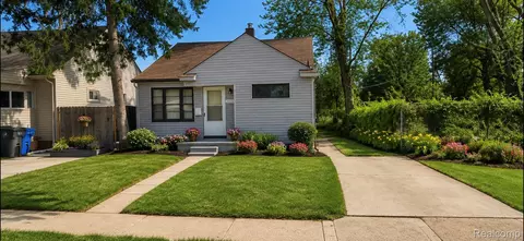 26147 Lehigh St, Inkster, MI 48141