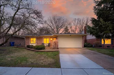 43156 Hanford Rd, Canton, MI 48187