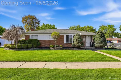 13412 Common Rd, Warren, MI 48088