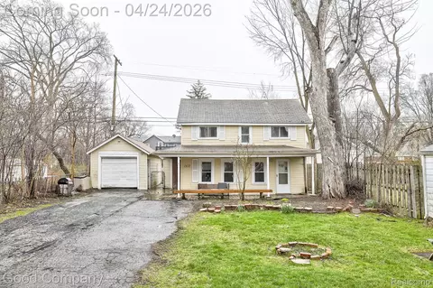 1377 Dorothea Rd, Berkley, MI 48072