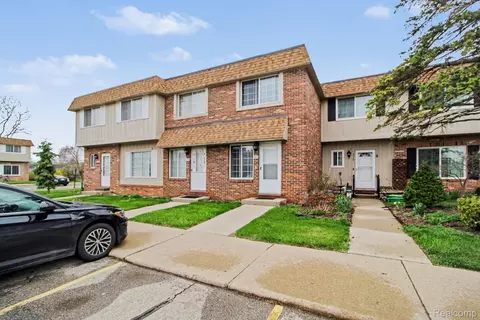 214 Riverbend Dr, Milan, MI 48160