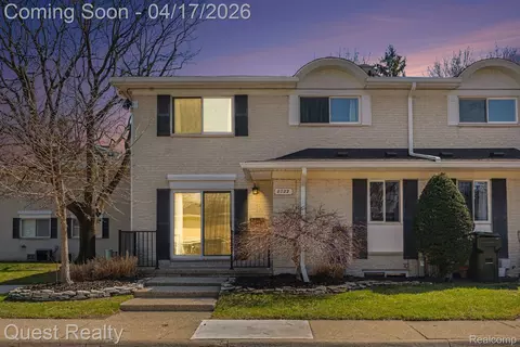 8722 George F Bunker Blvd #4, Sterling Heights, MI 48313