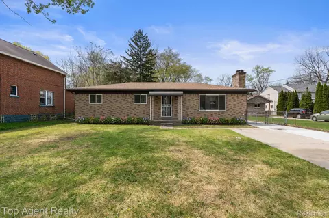 20905 Van Buren St, Southfield, MI 48033