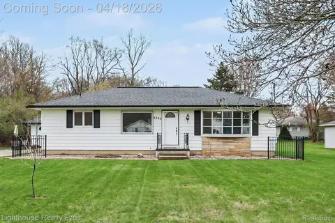 6405 King Rd, Spring Arbor, MI 49283