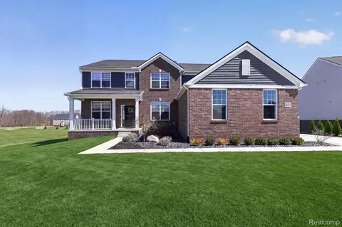 26512 International Dr, Lyon, MI 48178