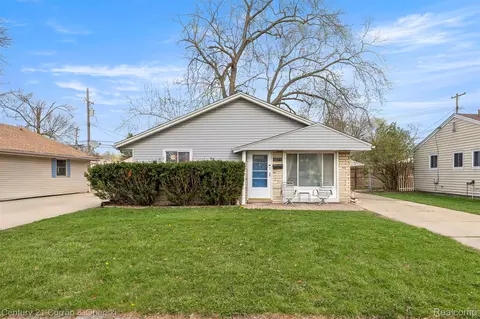 8075 William St, Taylor, MI 48180