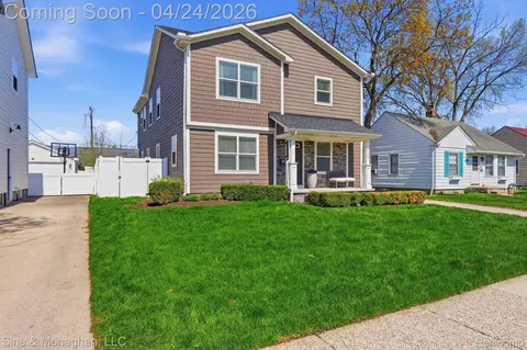 716 Cherry Ave, Royal Oak, MI 48073