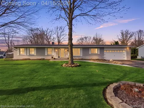 2435 Pfeifle, Oceola, MI 48843