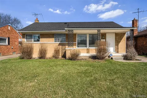 4971 Julius Blvd, Westland, MI 48186