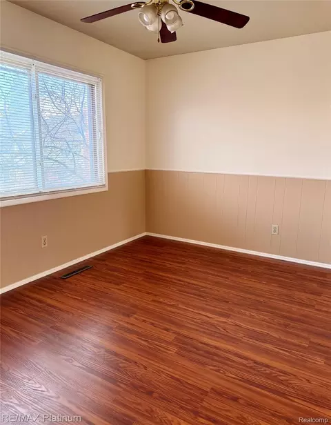 Bedroom - 3428 River Birch Dr, Flint, MI 48532 photo 1 of 6