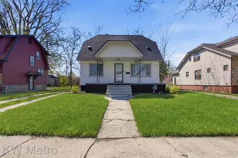 15881 Winthrop St, Detroit, MI 48227