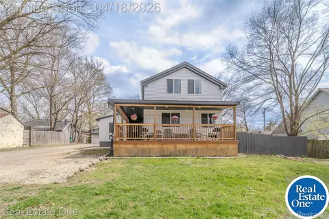 515 S Michigan Ave, Howell, MI 48843