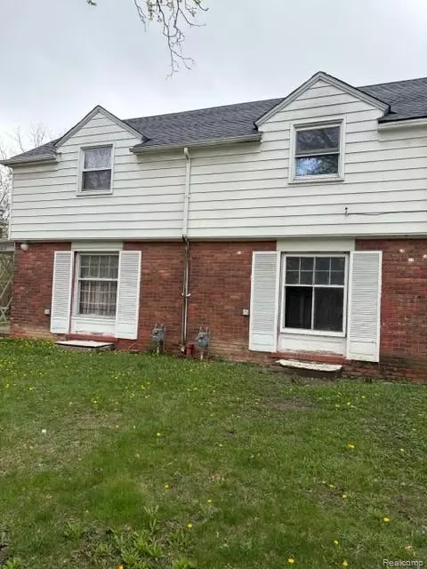 16835 Evergreen Rd, Detroit, MI 48219
