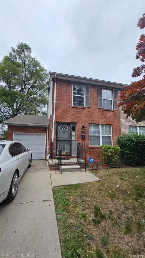 15443 Meyers Rd, Detroit, MI 48227