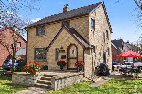 1200 Gardner Ave, Ann Arbor, MI 48104