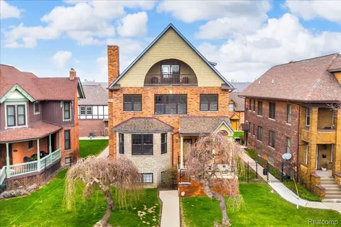 429 E Ferry St #9, Detroit, MI 48202