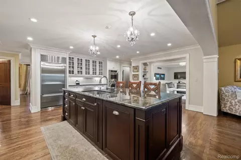 Kitchen - 25325 Devon Ln, Franklin, MI 48025 photo 1 of 3
