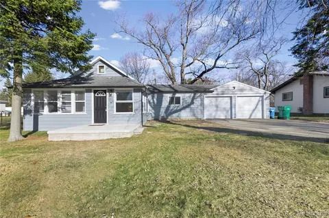 3575 Knollview Ave, West Bloomfield, MI 48324