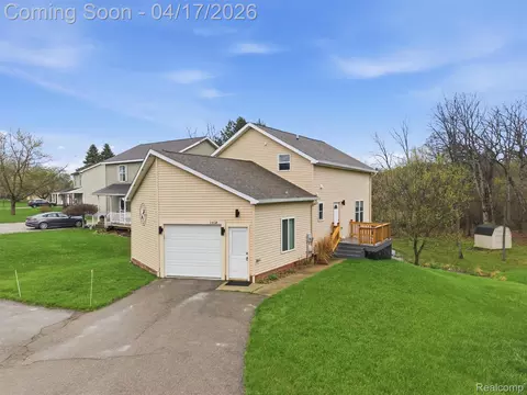 2428 Fisher Rd, Howell, MI 48855