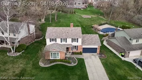 42730 Steepleview St, Northville, MI 48168