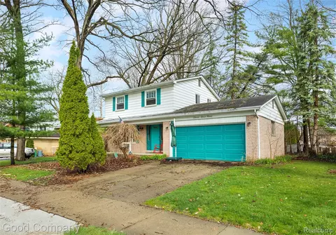 349 Fisher Ct, Clawson, MI 48017