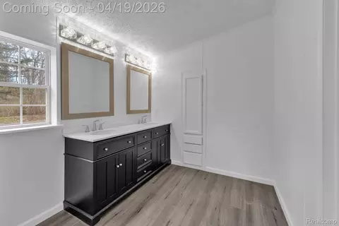 Bath - 36085 Wick Rd, Romulus, MI 48174 photo 2 of 4