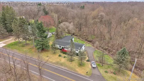 View/Area - 36085 Wick Rd, Romulus, MI 48174 photo 1 of 7