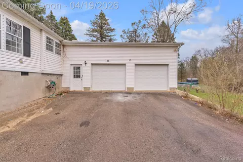 Exterior - 36085 Wick Rd, Romulus, MI 48174 photo 4 of 4