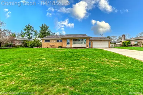 53075 Venus Dr, Shelby Township, MI 48316