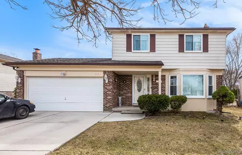 4810 Benjamin Dr, Sterling Heights, MI 48310