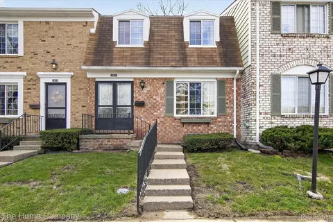 2052 Wickham St, Royal Oak, MI 48073