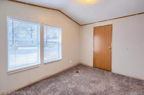 Bedroom - 17101 Kropf Ave, Springfield, MI 48350 photo 6 of 6