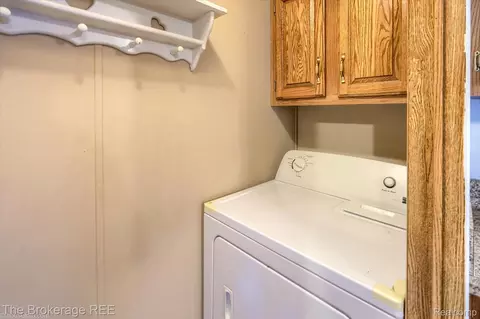 Other - 17101 Kropf Ave, Springfield, MI 48350 photo 6 of 8