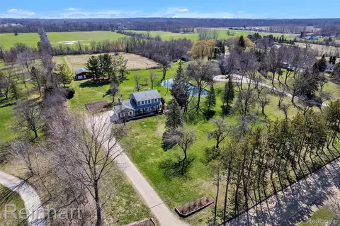 21300 Chubb Rd, Lyon, MI 48167