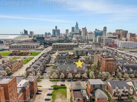 86 Adelaide St, Detroit, MI 48201