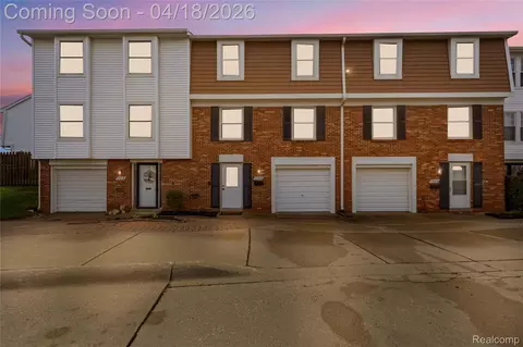 37816 Charter Oaks Blvd, Clinton Township, MI 48036