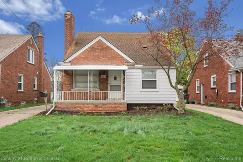 1809 Kingsbury Ave, Dearborn, MI 48128